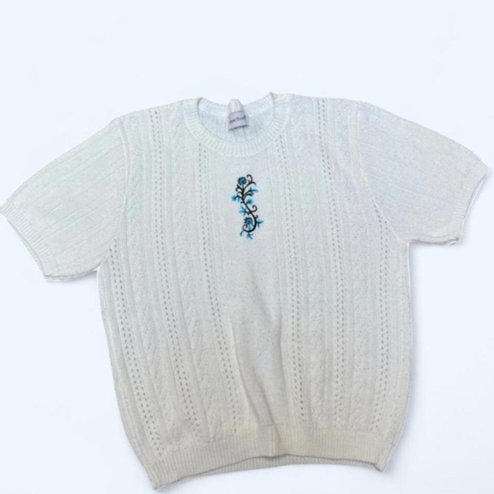 Whimsical White Ribbed Knit Top Teal Blue Embroidered Flower Short Sleeve Large